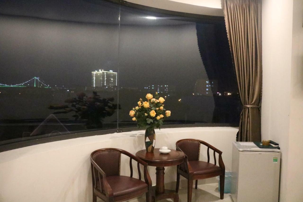 Phuc Ngoc Hotel Da Nang Buitenkant foto